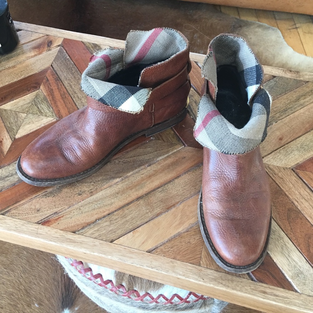 Burberry ankle boots - Picture 2 of 6